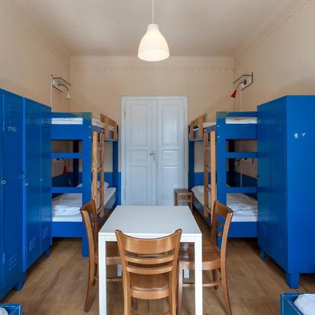 Hostel Mondpalast Dresden Bagian luar foto