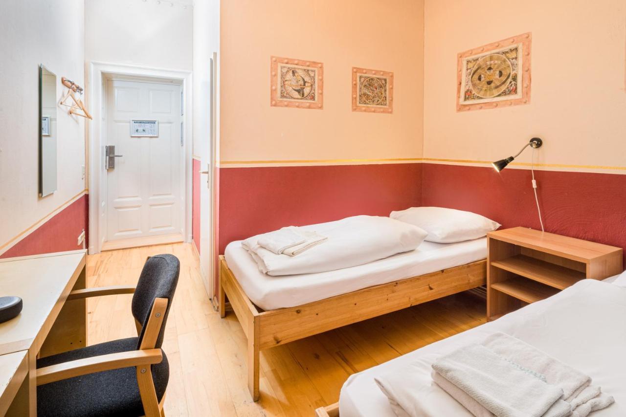 Hostel Mondpalast Dresden Bagian luar foto