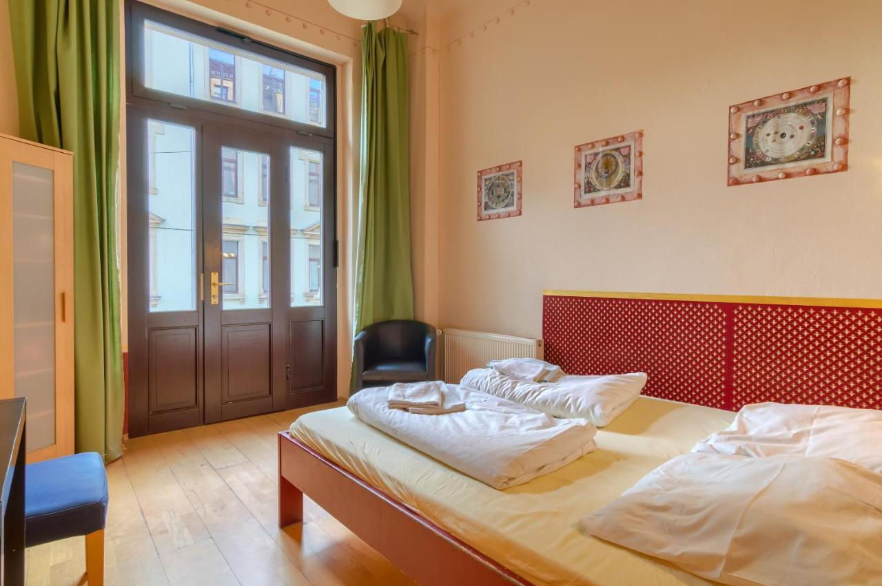 Hostel Mondpalast Dresden Bagian luar foto