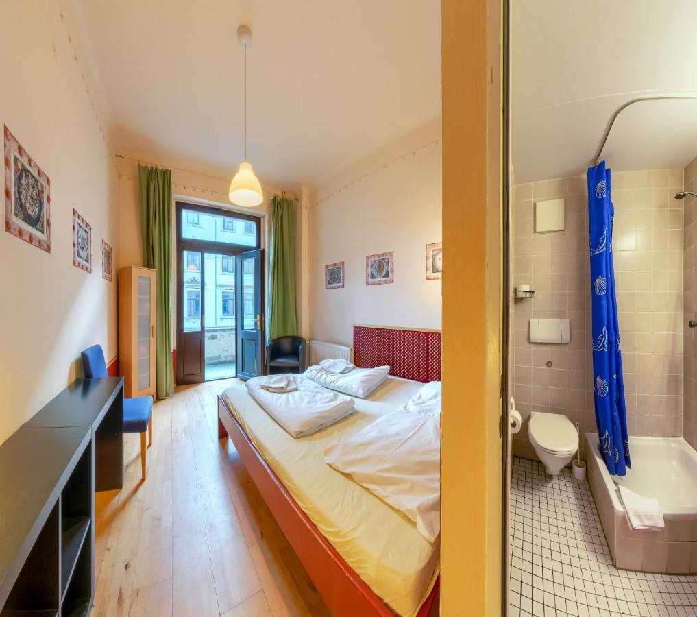 Hostel Mondpalast Dresden Bagian luar foto