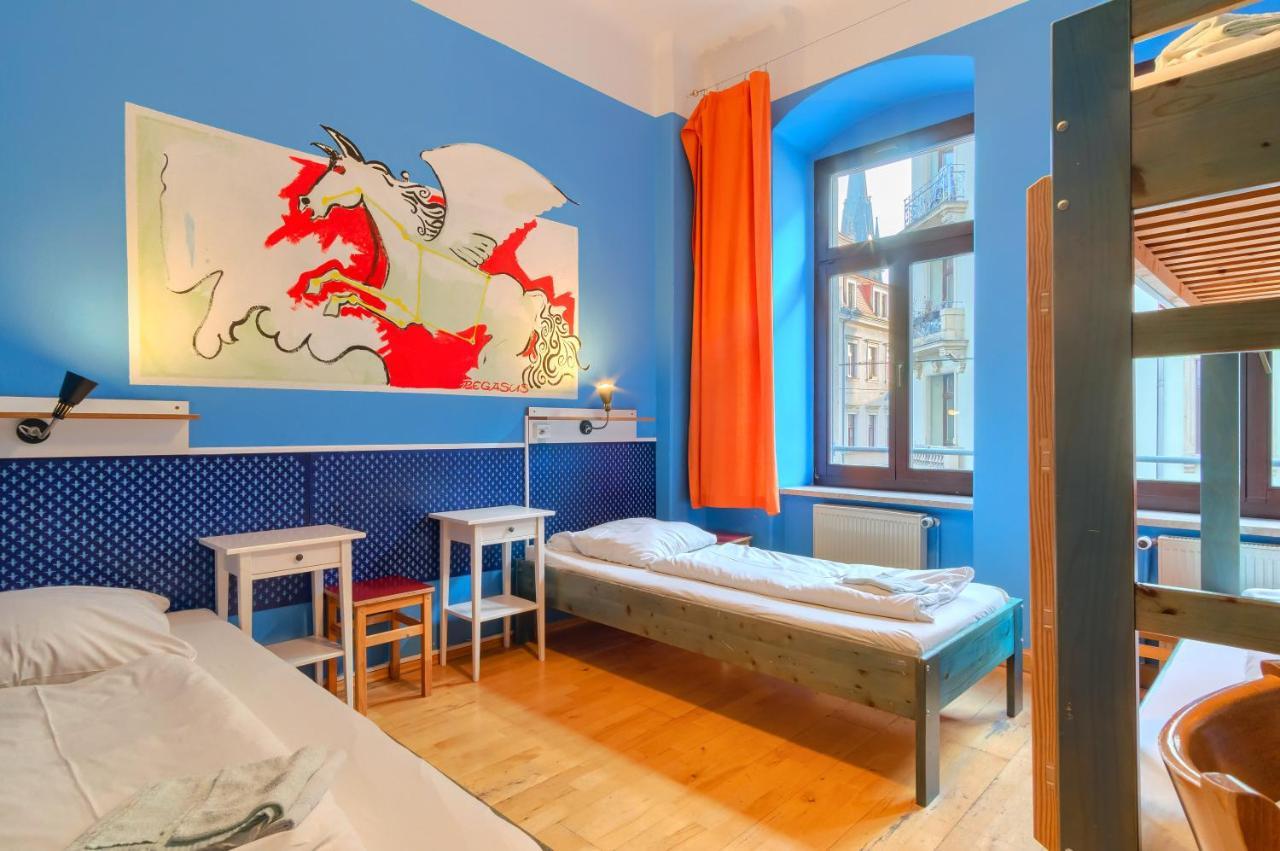Hostel Mondpalast Dresden Bagian luar foto