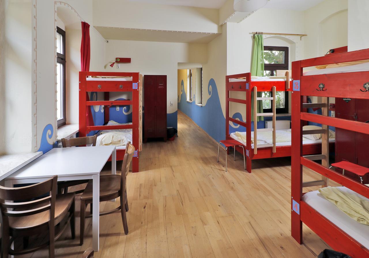 Hostel Mondpalast Dresden Bagian luar foto