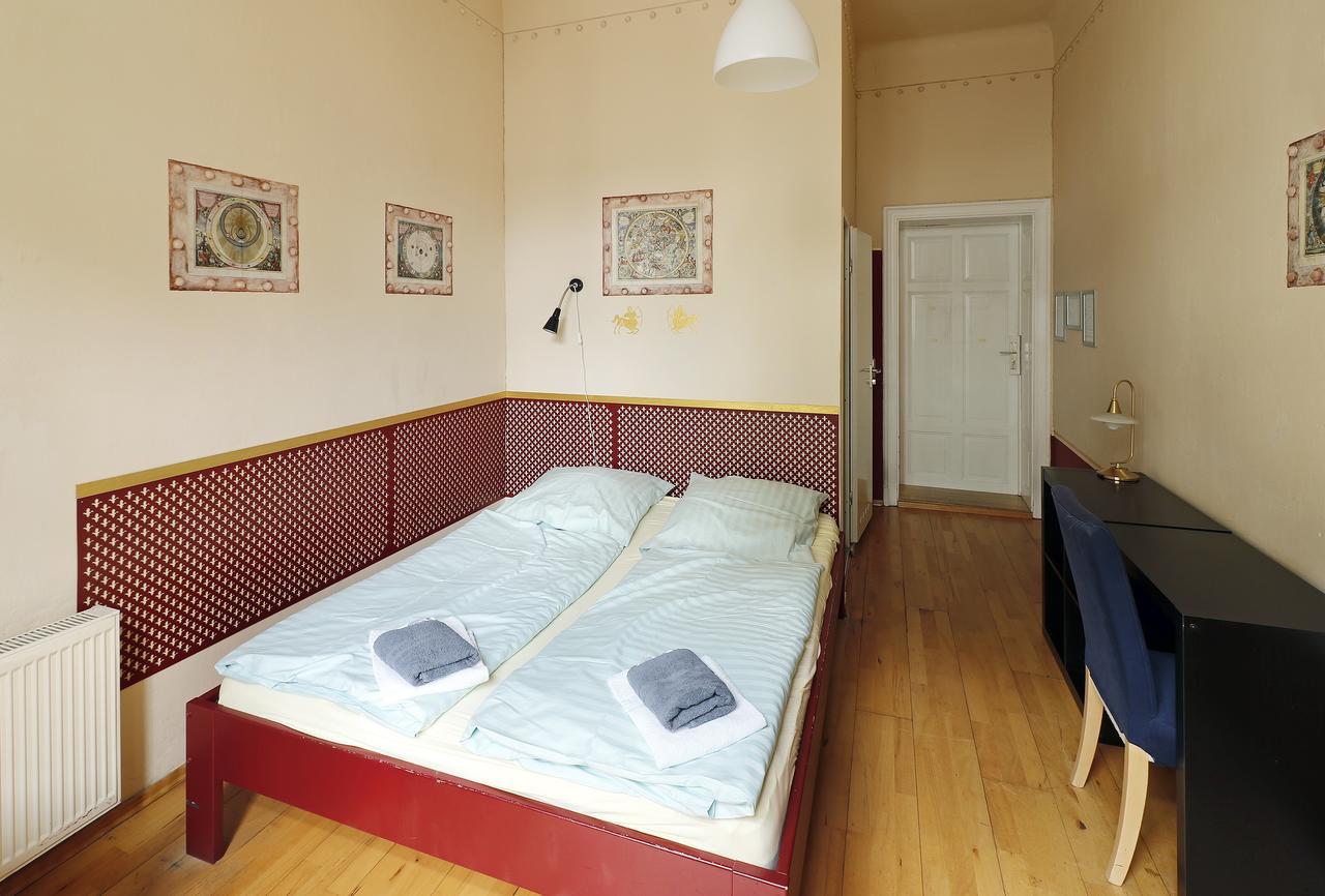 Hostel Mondpalast Dresden Bagian luar foto