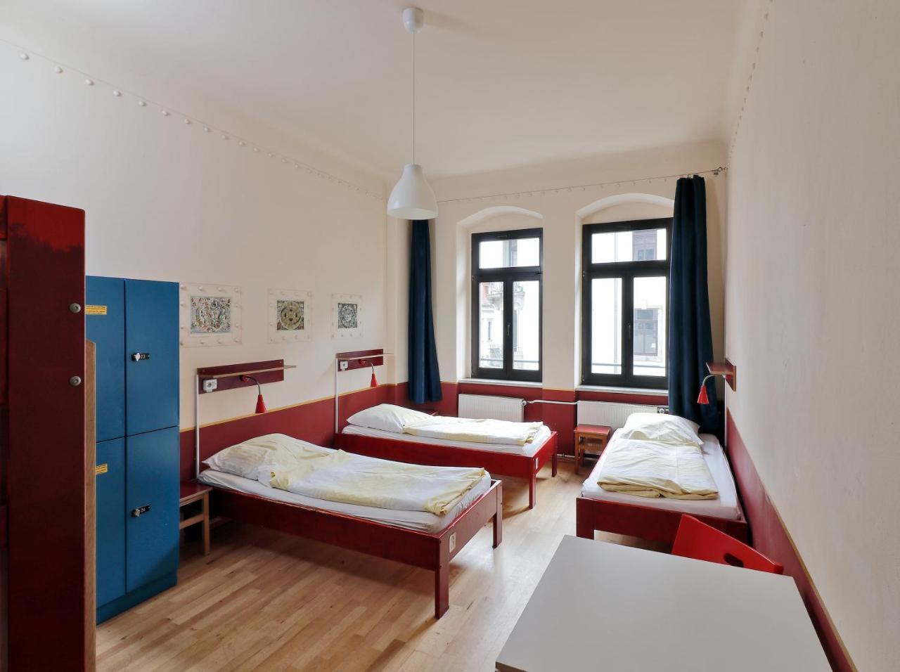 Hostel Mondpalast Dresden Bagian luar foto