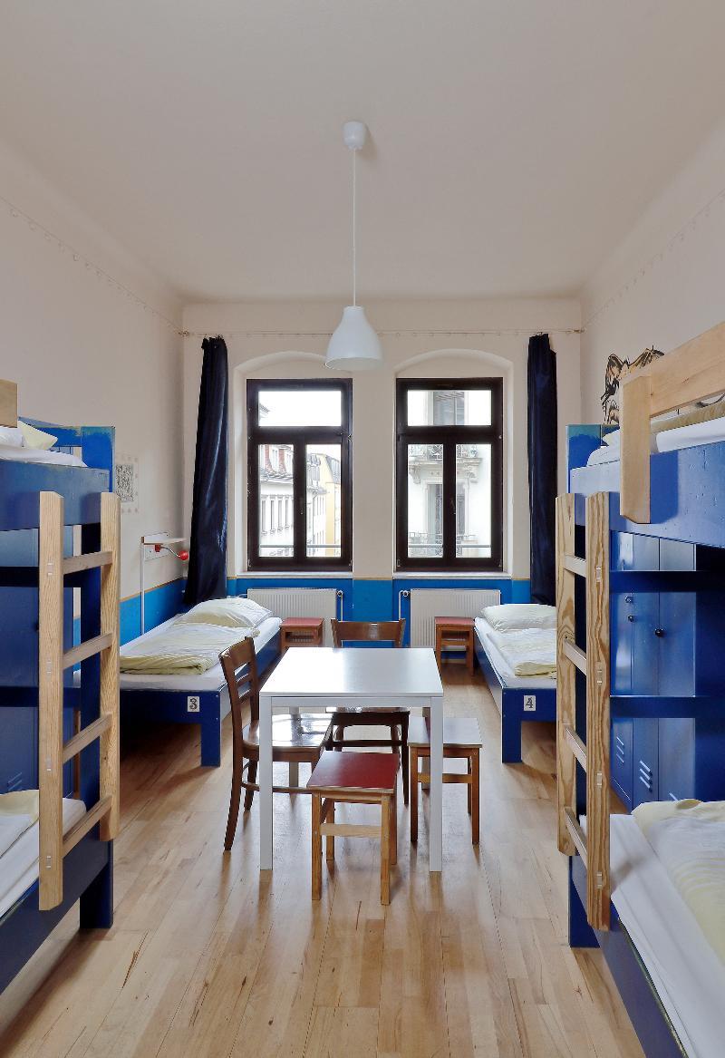 Hostel Mondpalast Dresden Bagian luar foto